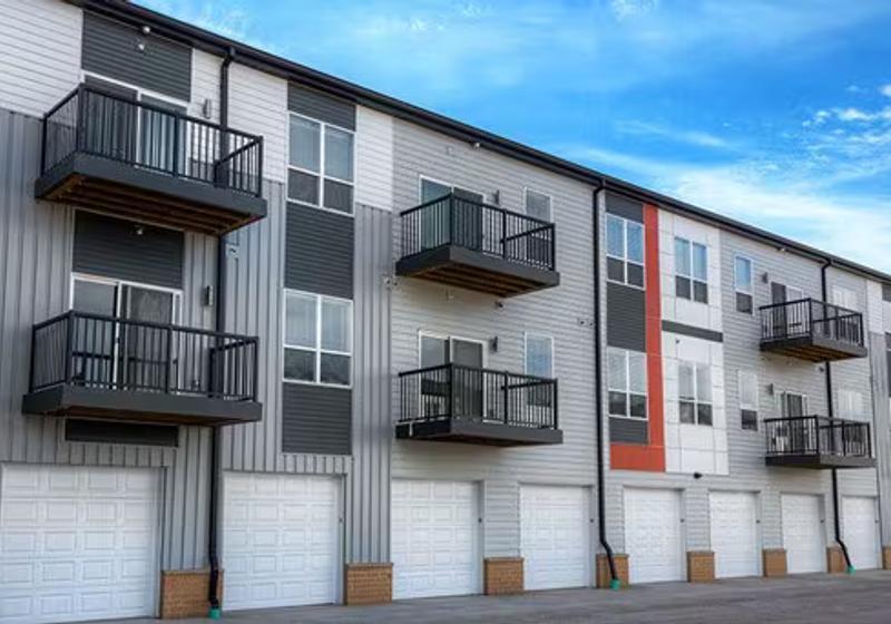 Cadence Apartments — Johnston, Iowa