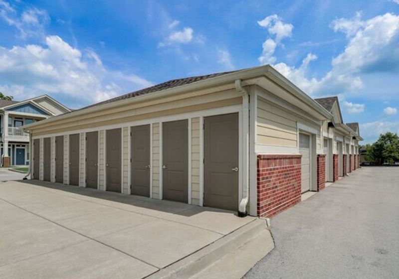 Springs at Hamburg — Lexington, Kentucky