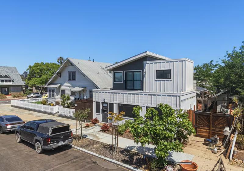 1505 Fern Street — San Diego, California