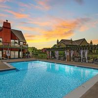 Leawood at State Line — Leawood, Kansas
