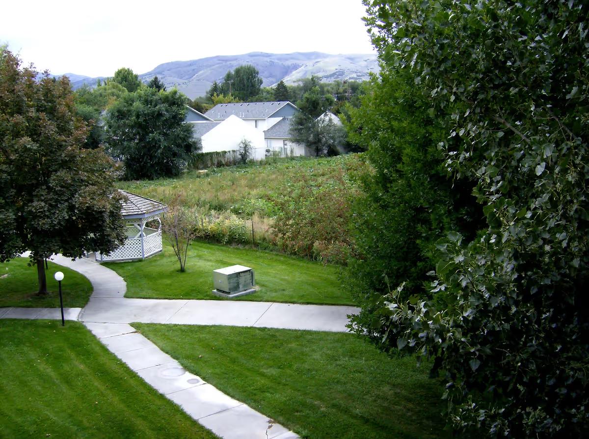 Cottonwood Cove — Chubbuck, Idaho