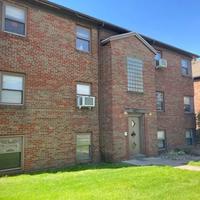 W Locust Street Apartments — Davenport, Iowa