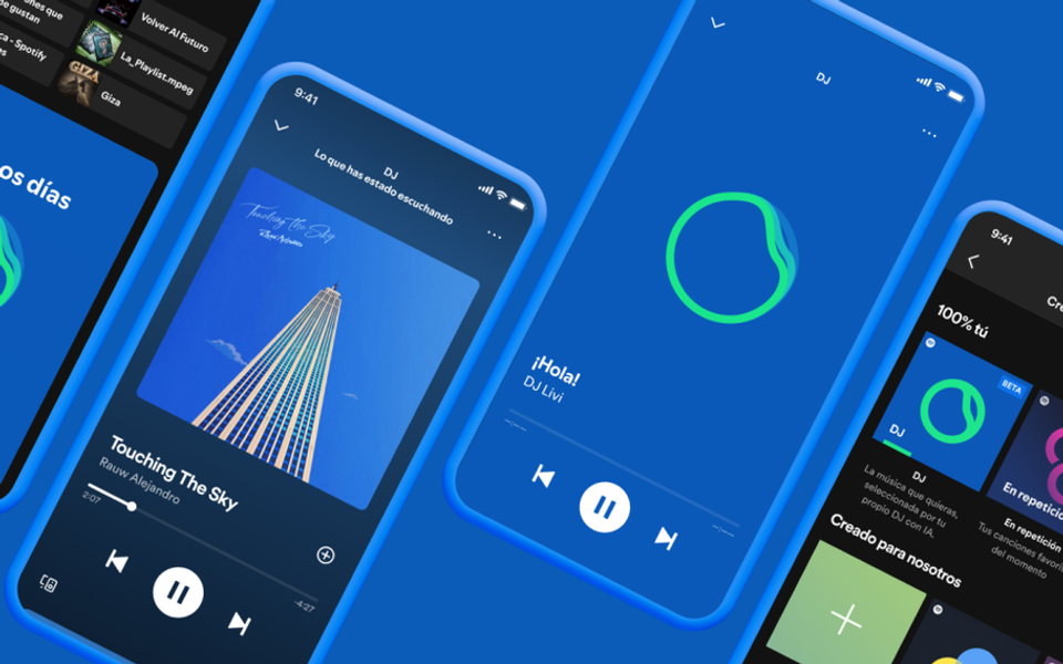 Spotify AI DJ interface with Spanish voice commentary and personalized music recommendations