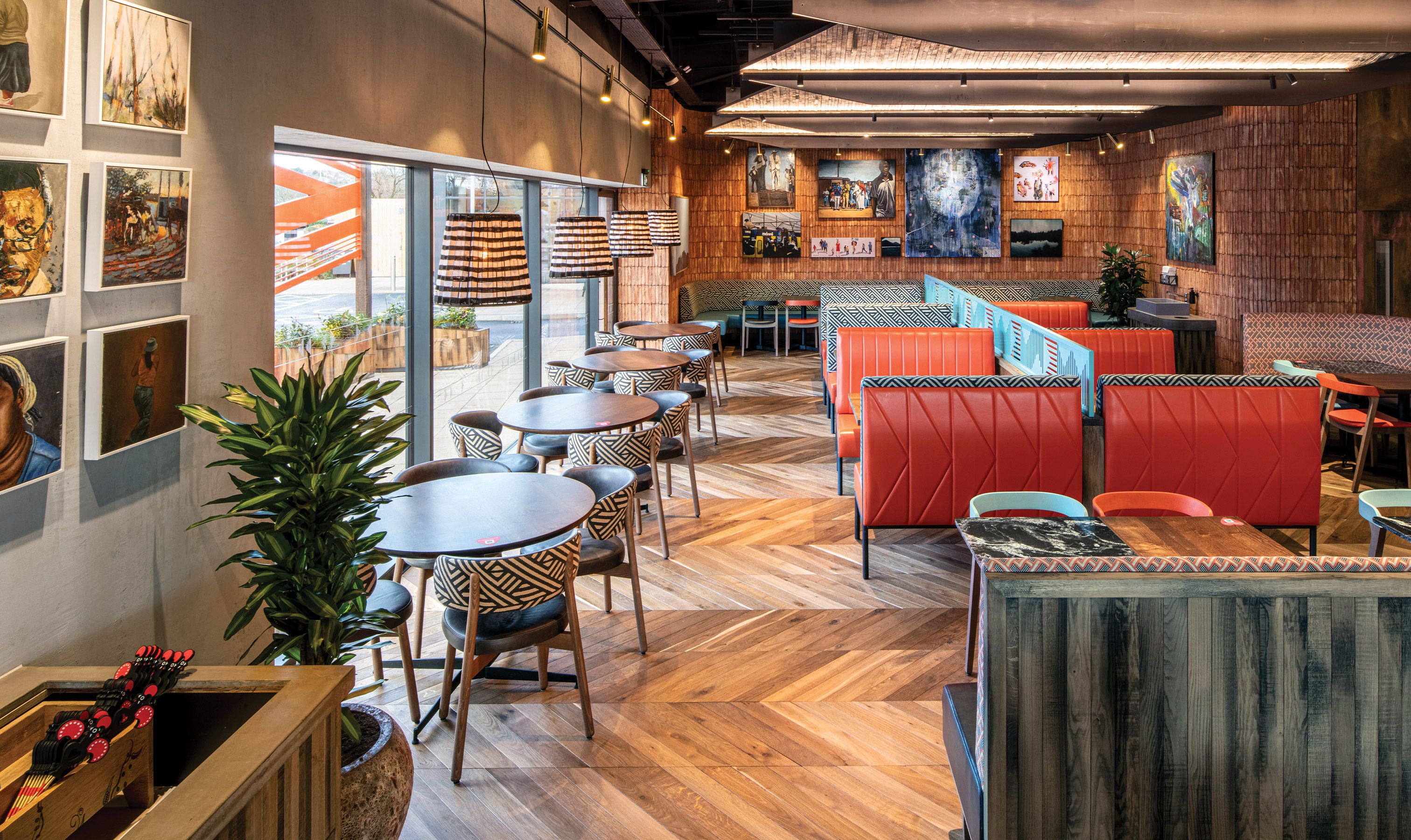Nando's restaurant