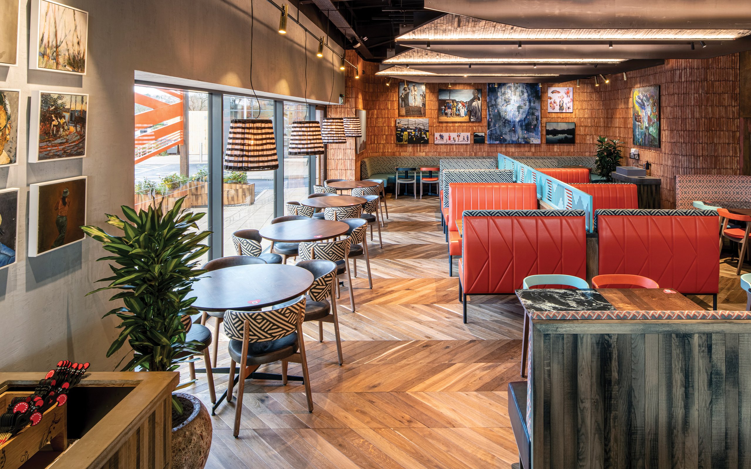 Nando's restaurant