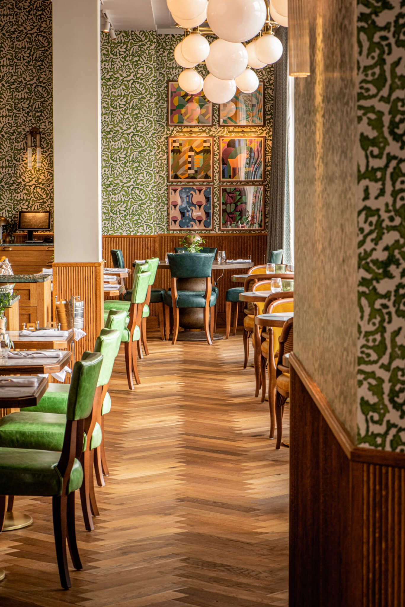 Restaurant RenMor Headland Hotel c/o Magdalena Gough Photography, DO Design Studio