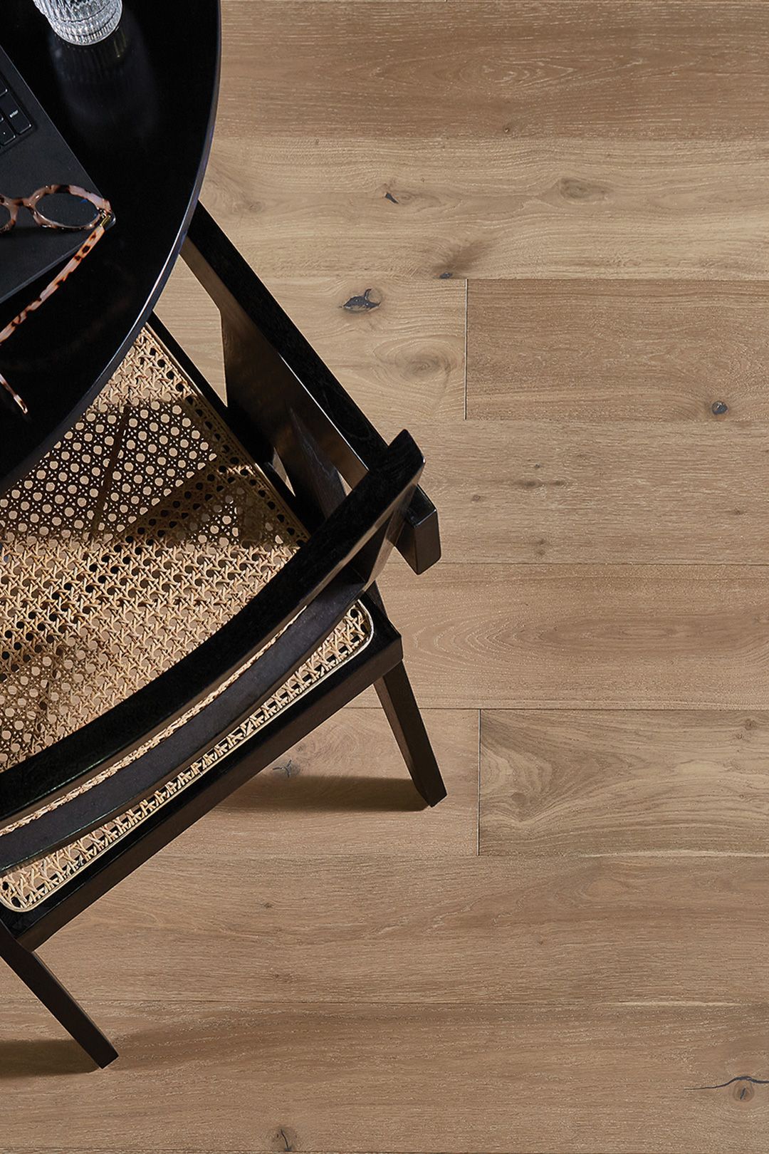 Workspace feature floor
