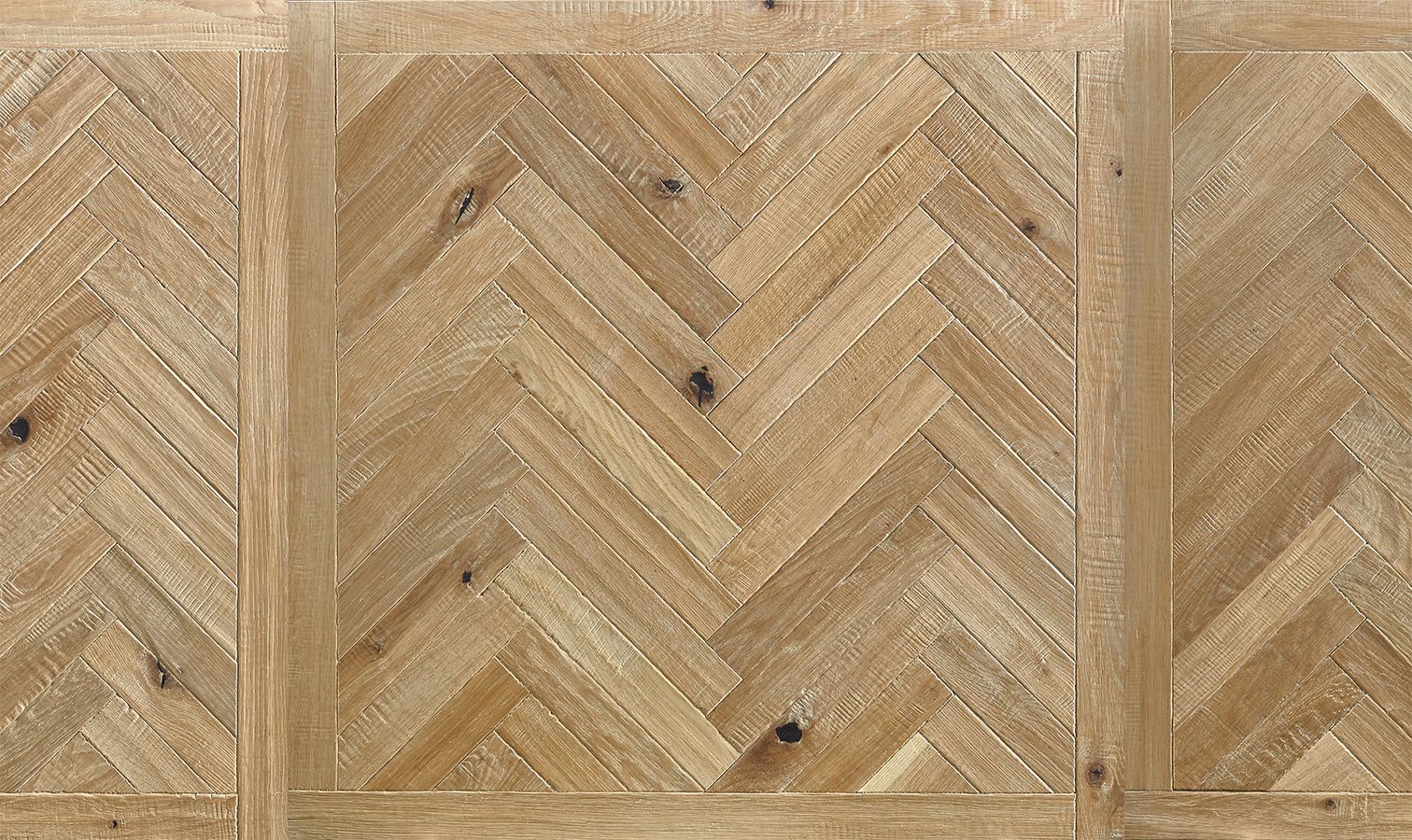 Furrow Framed Herringbone