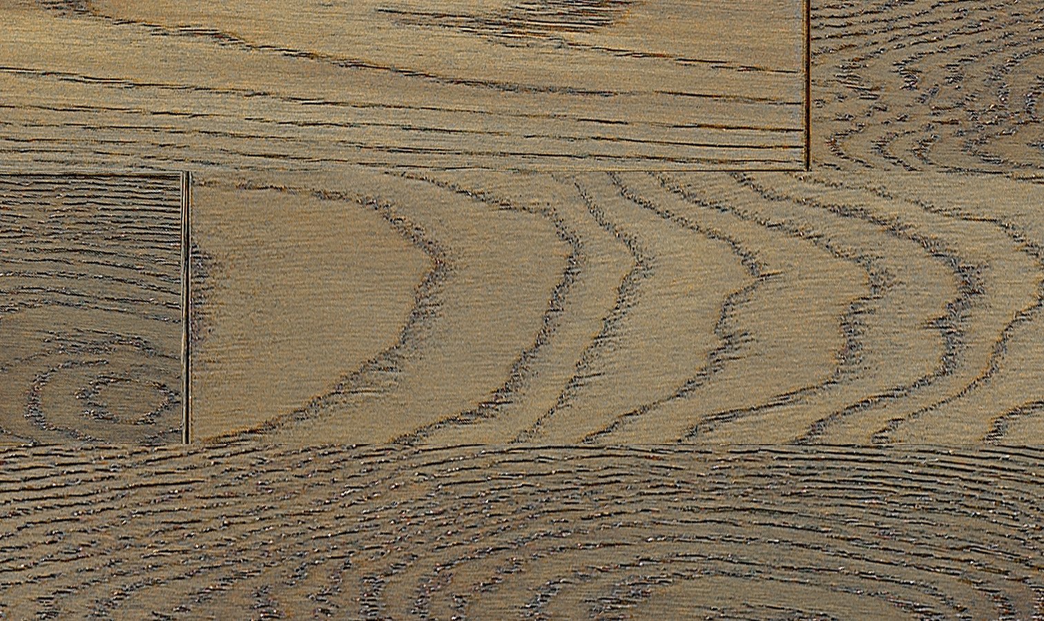Lucia Plank swatch