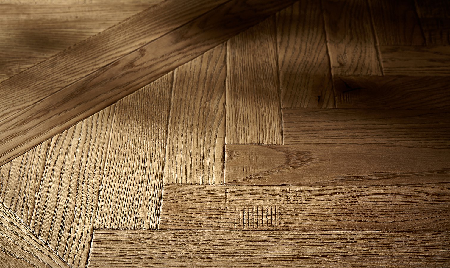 Husk Framed Herringbone
