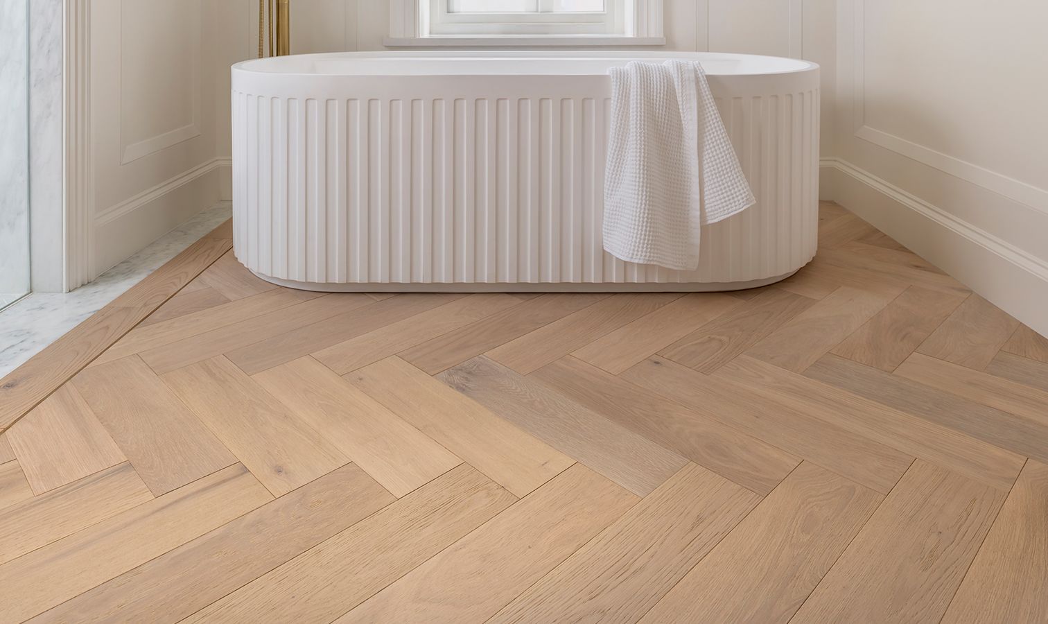 Cashmere Herringbone in a room setting