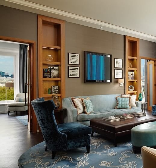 Corinthia detail 3
