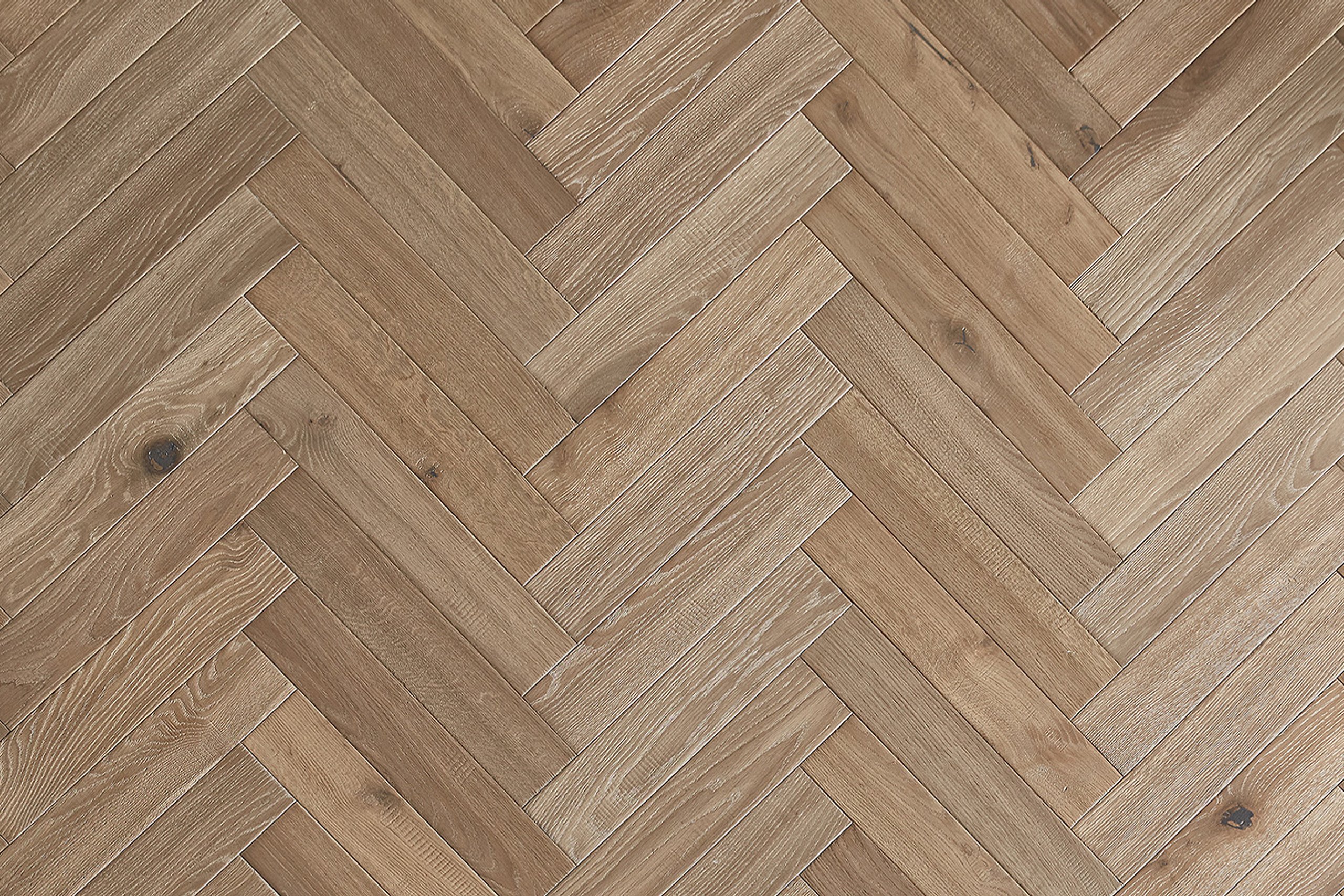 Herringbone vs Chevron flooring: What’s the difference?