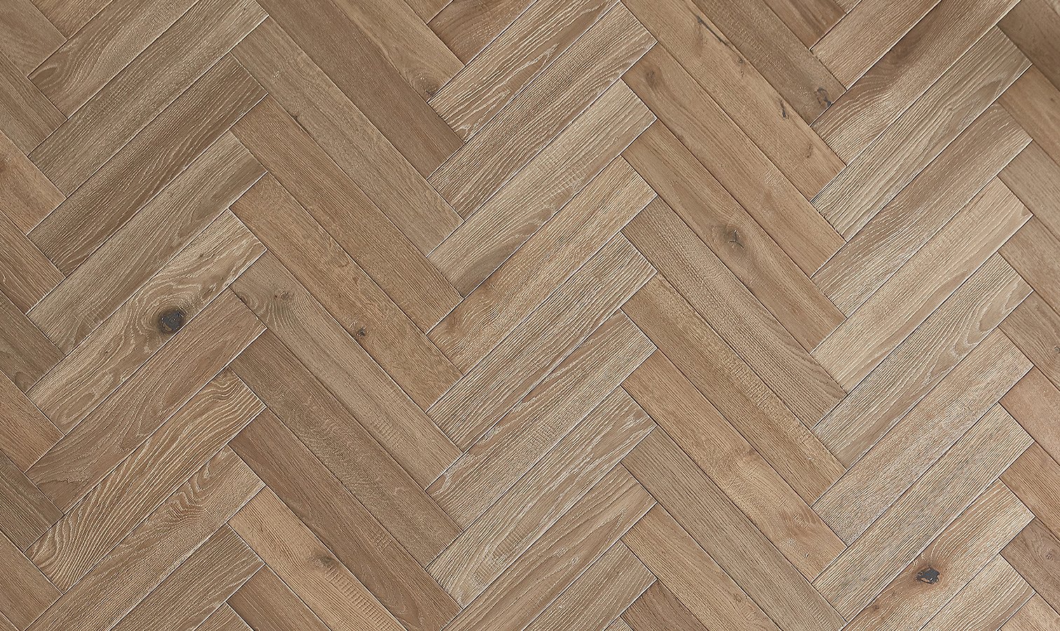 Herringbone vs Chevron flooring: What’s the difference?