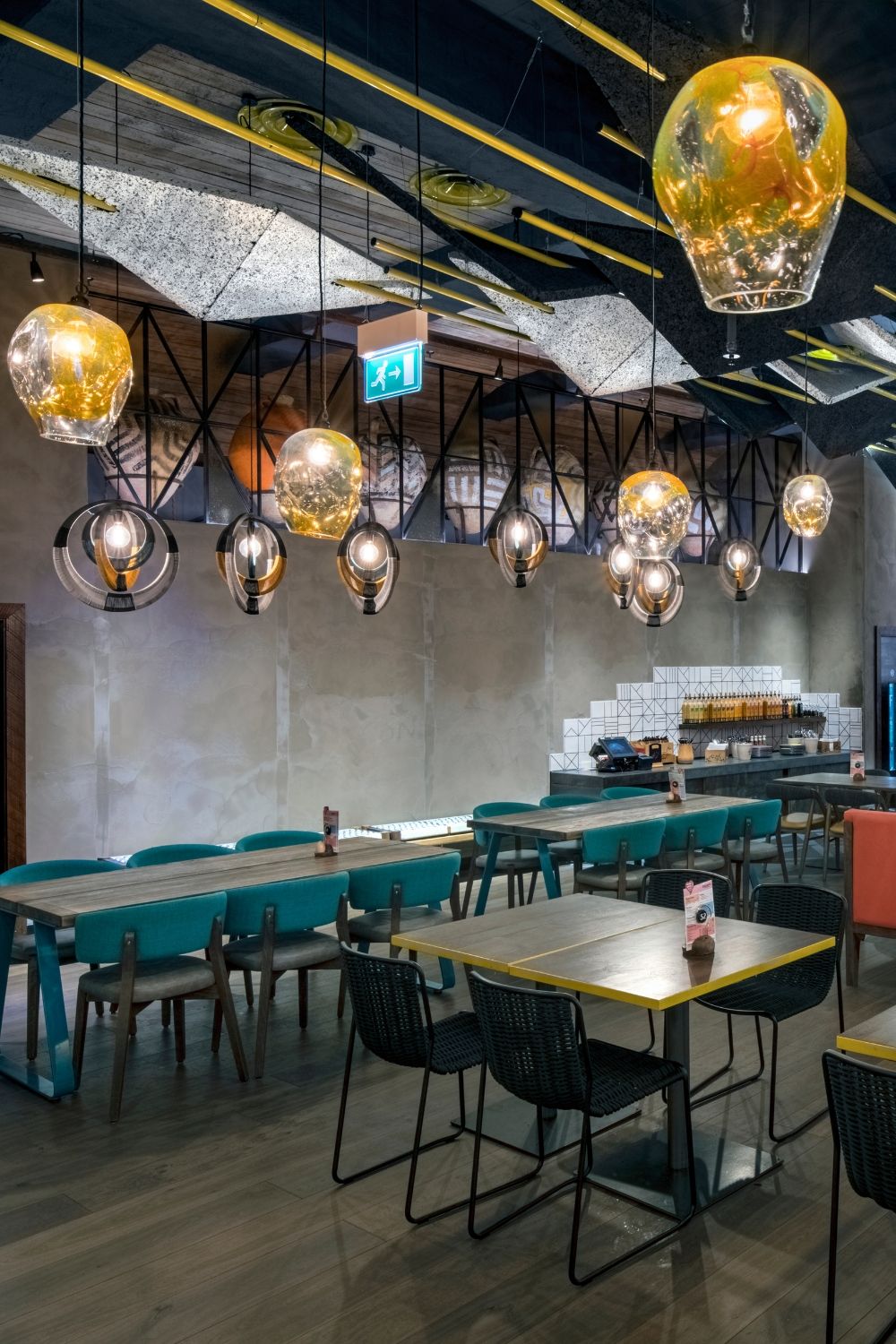 Nando's detail 4