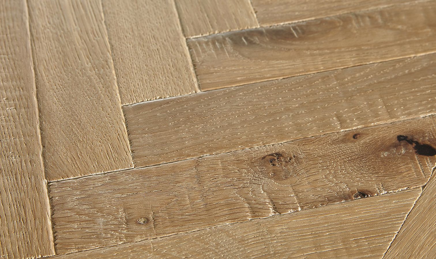 Furrow Framed Herringbone