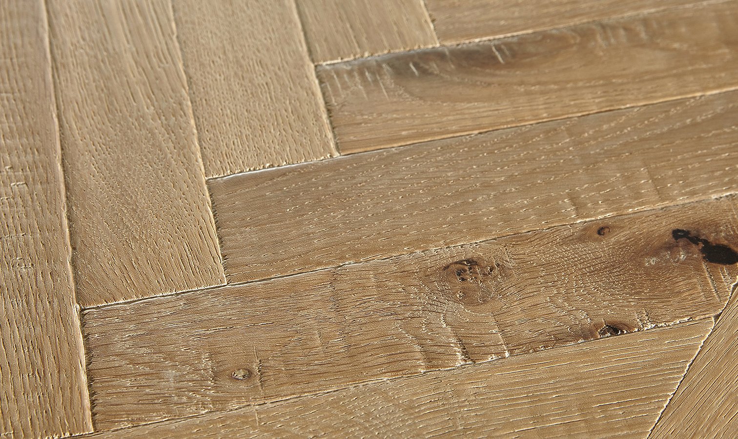 Furrow Framed Herringbone