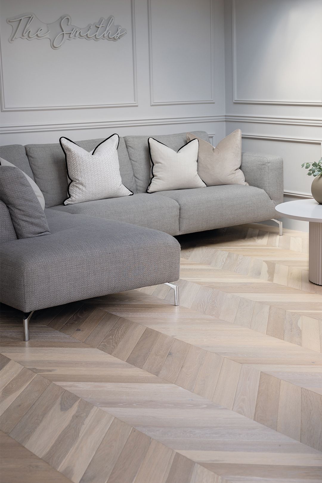 Living Room inspiration gallery image 1