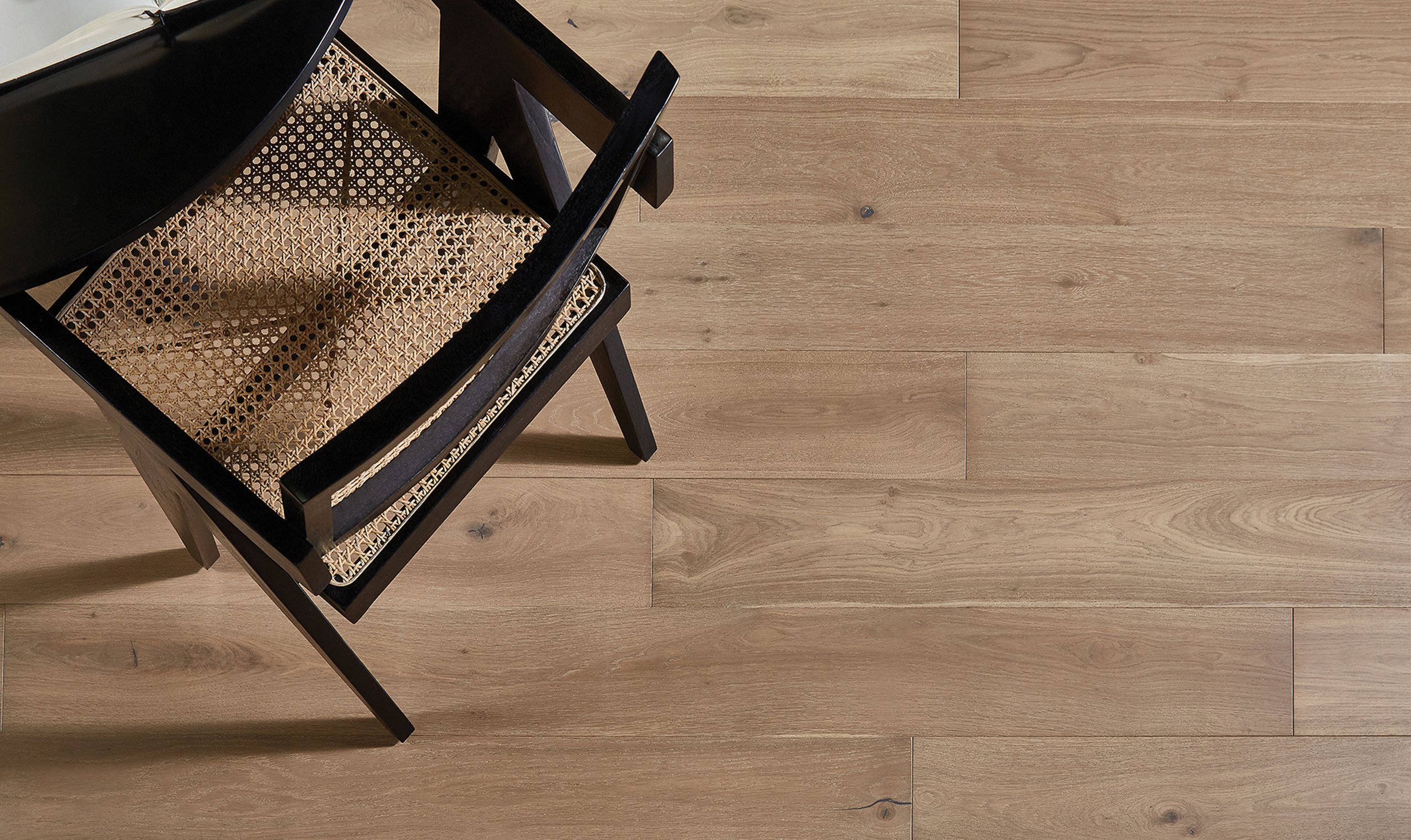 Plank wood flooring