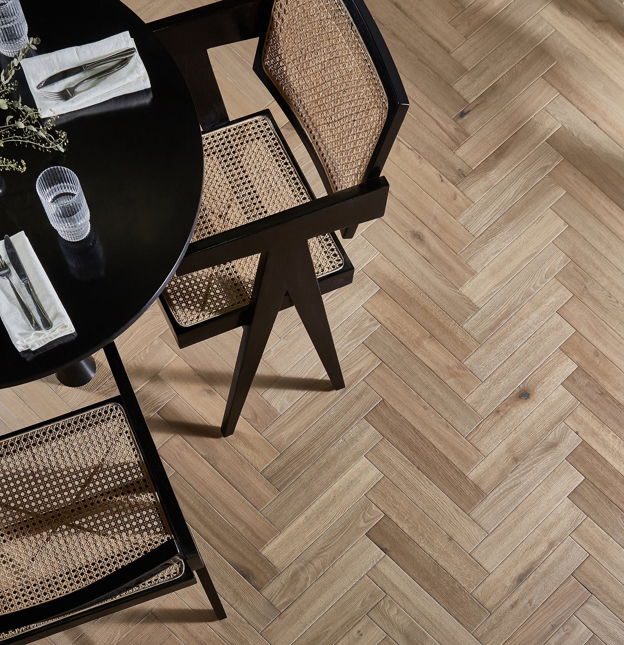 How to Choose the Right Dining Room Flooring