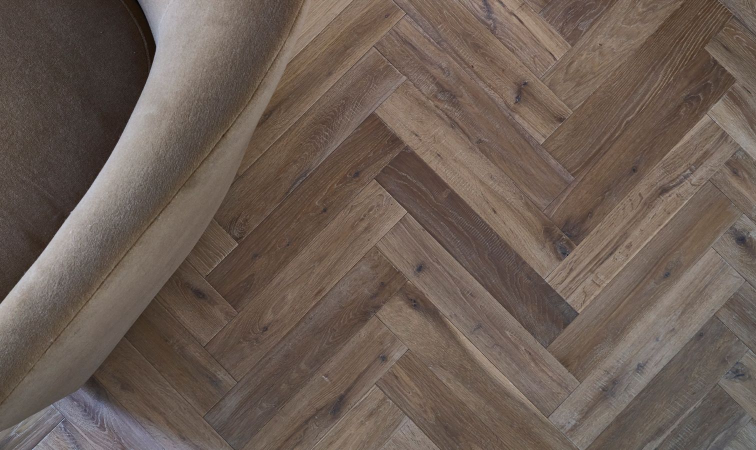 Residential floor mood image