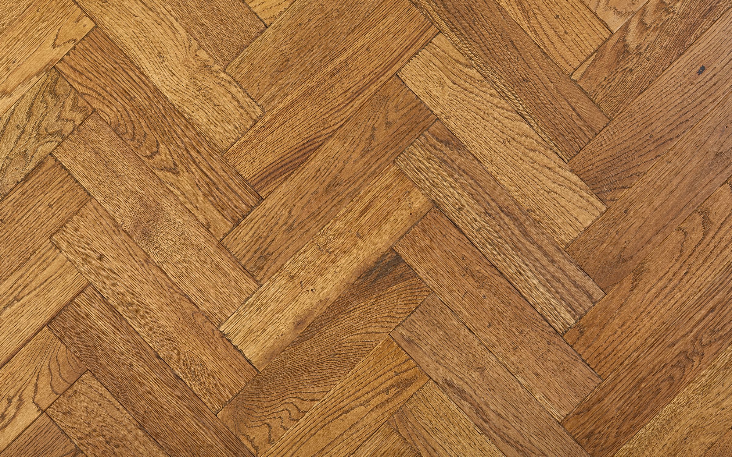 Bembridge Narrow Herringbone, Crafted Textures Collection.