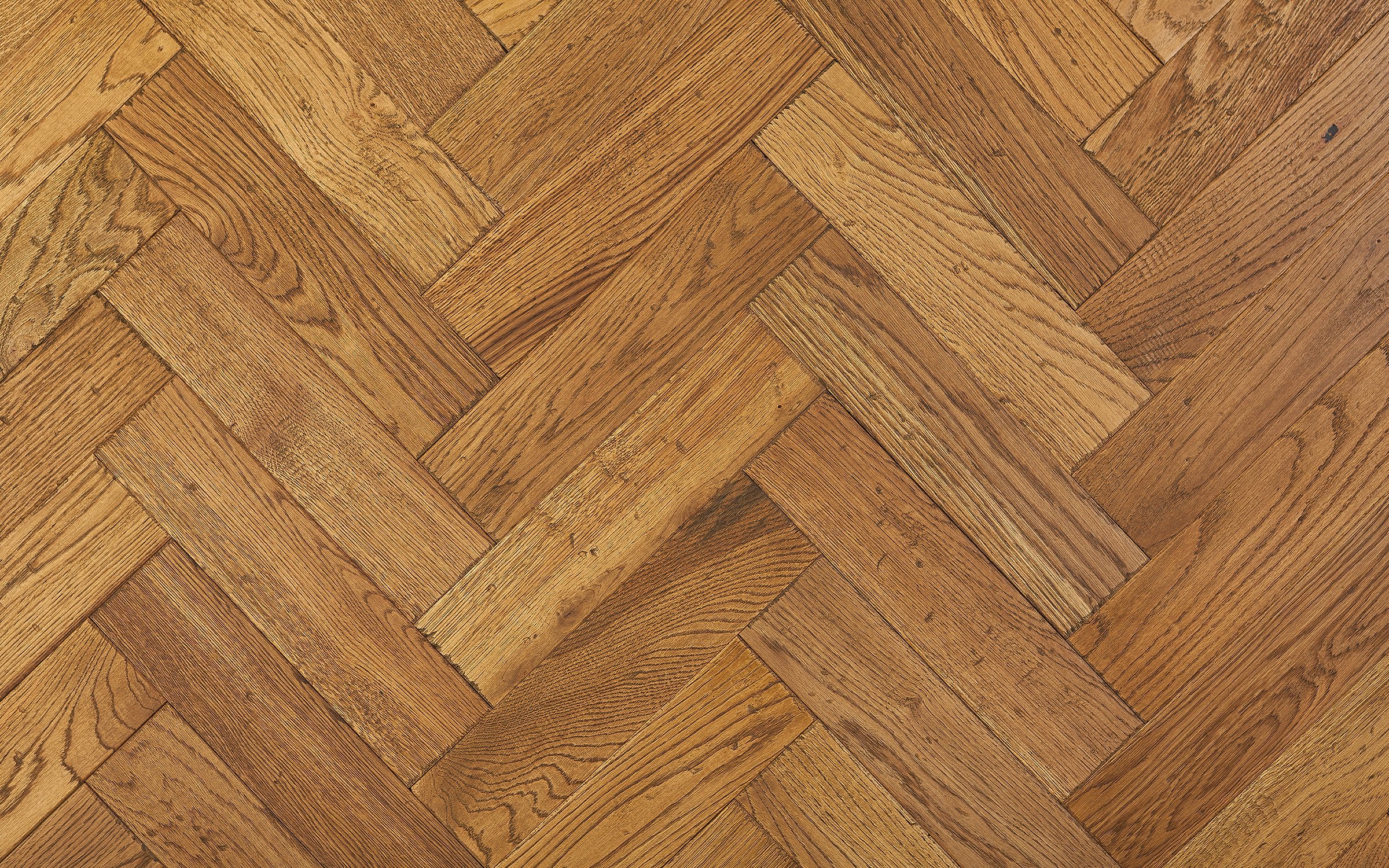 Bembridge Narrow Herringbone, Crafted Textures Collection.