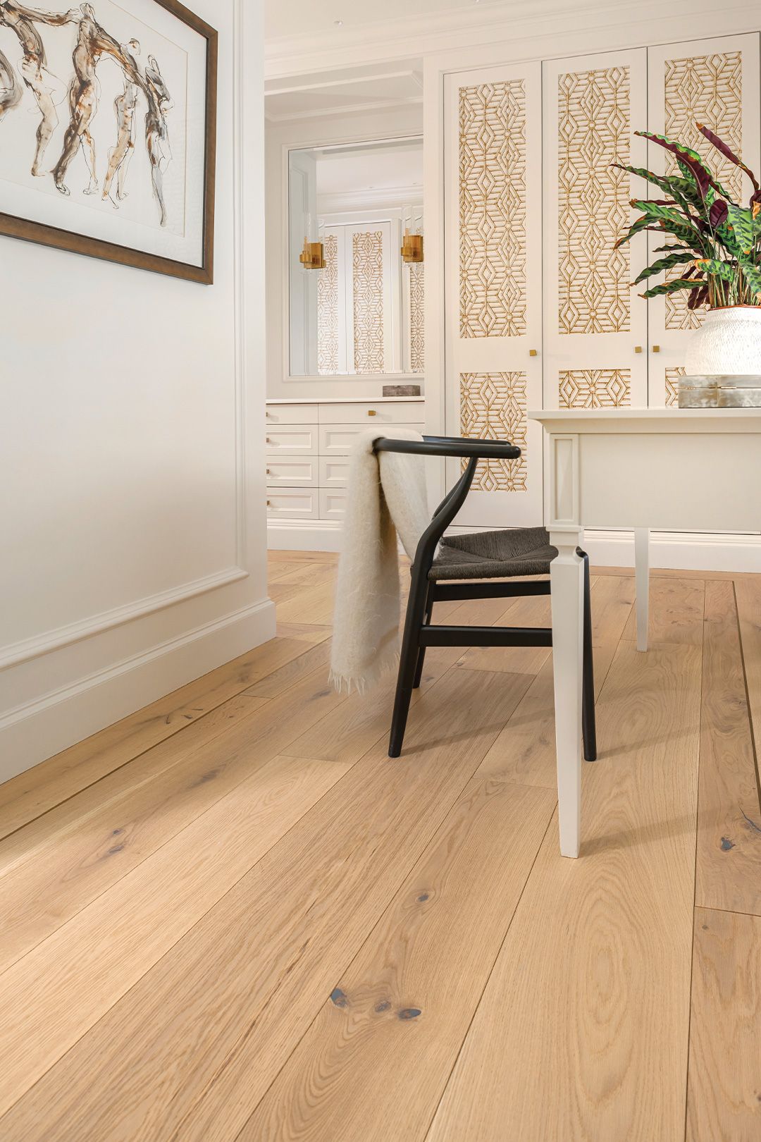 Residential feature floor