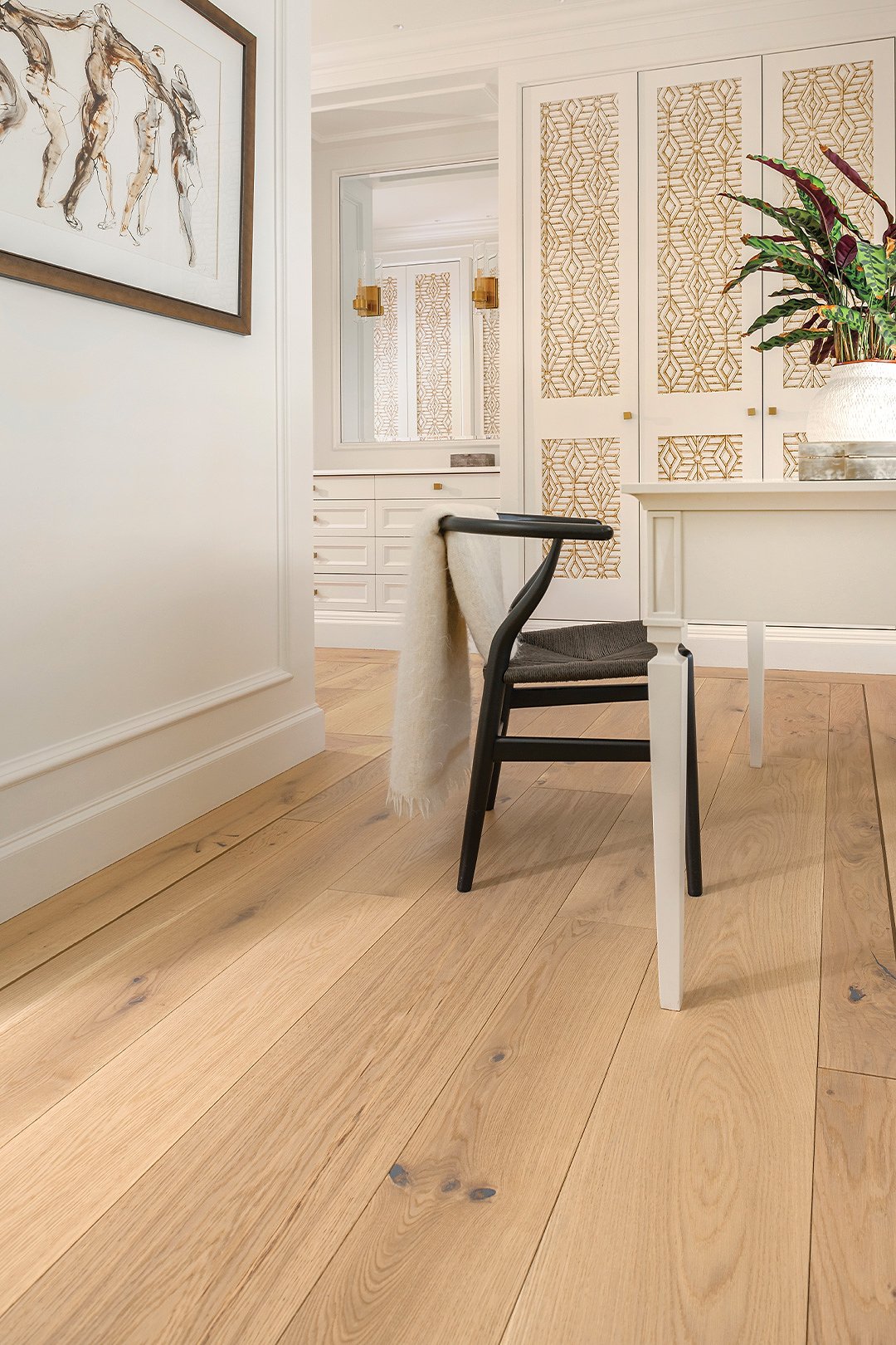 Residential feature floor