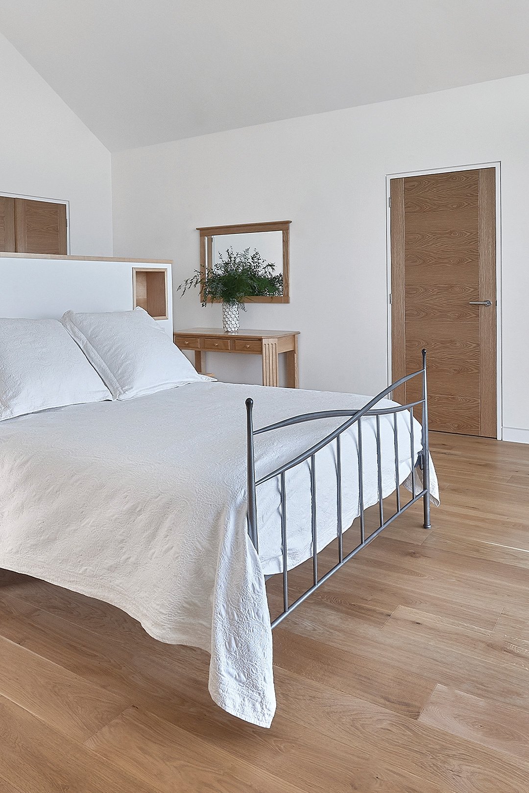 Bedroom inspiration gallery image 2