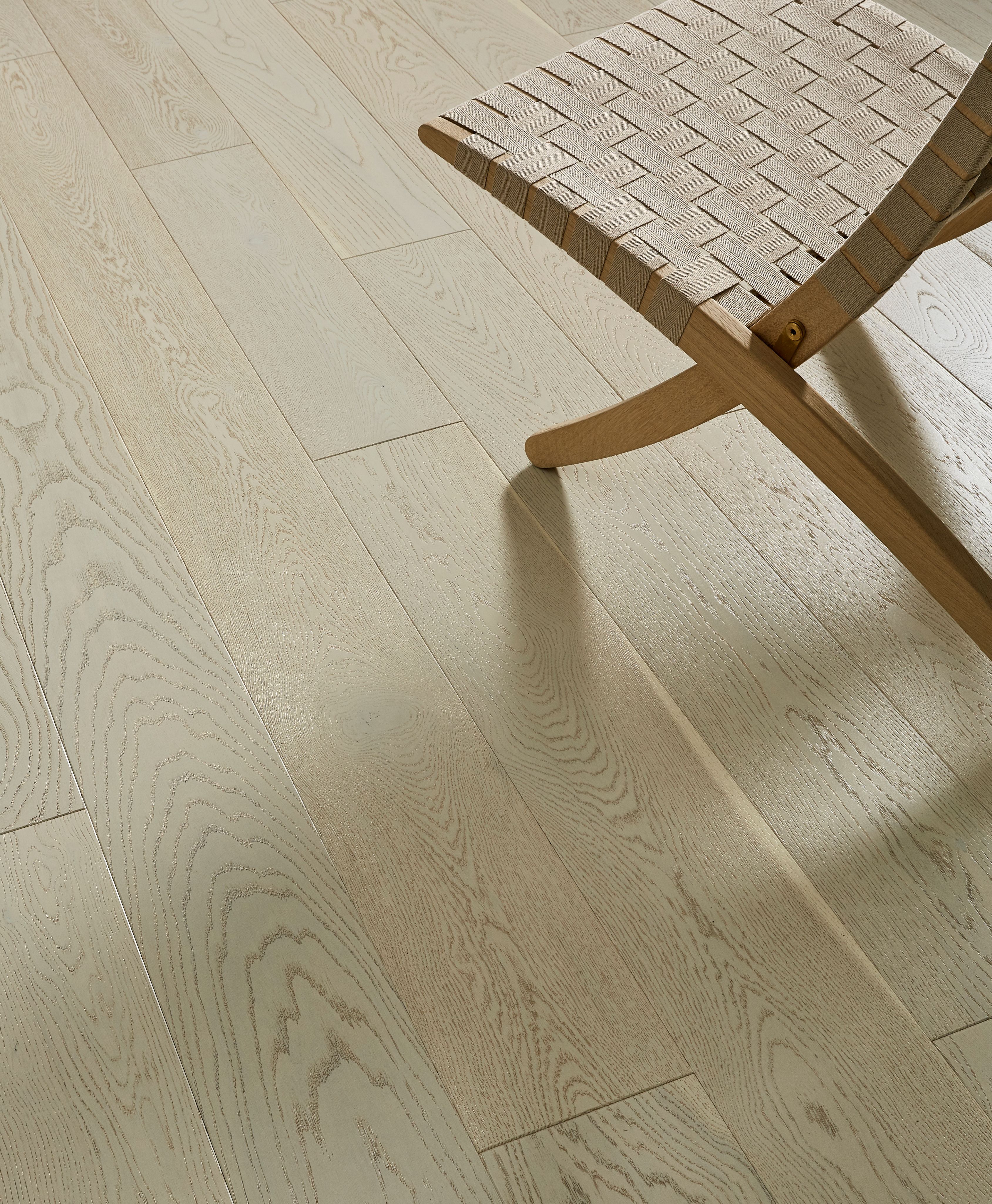 Plank wood flooring