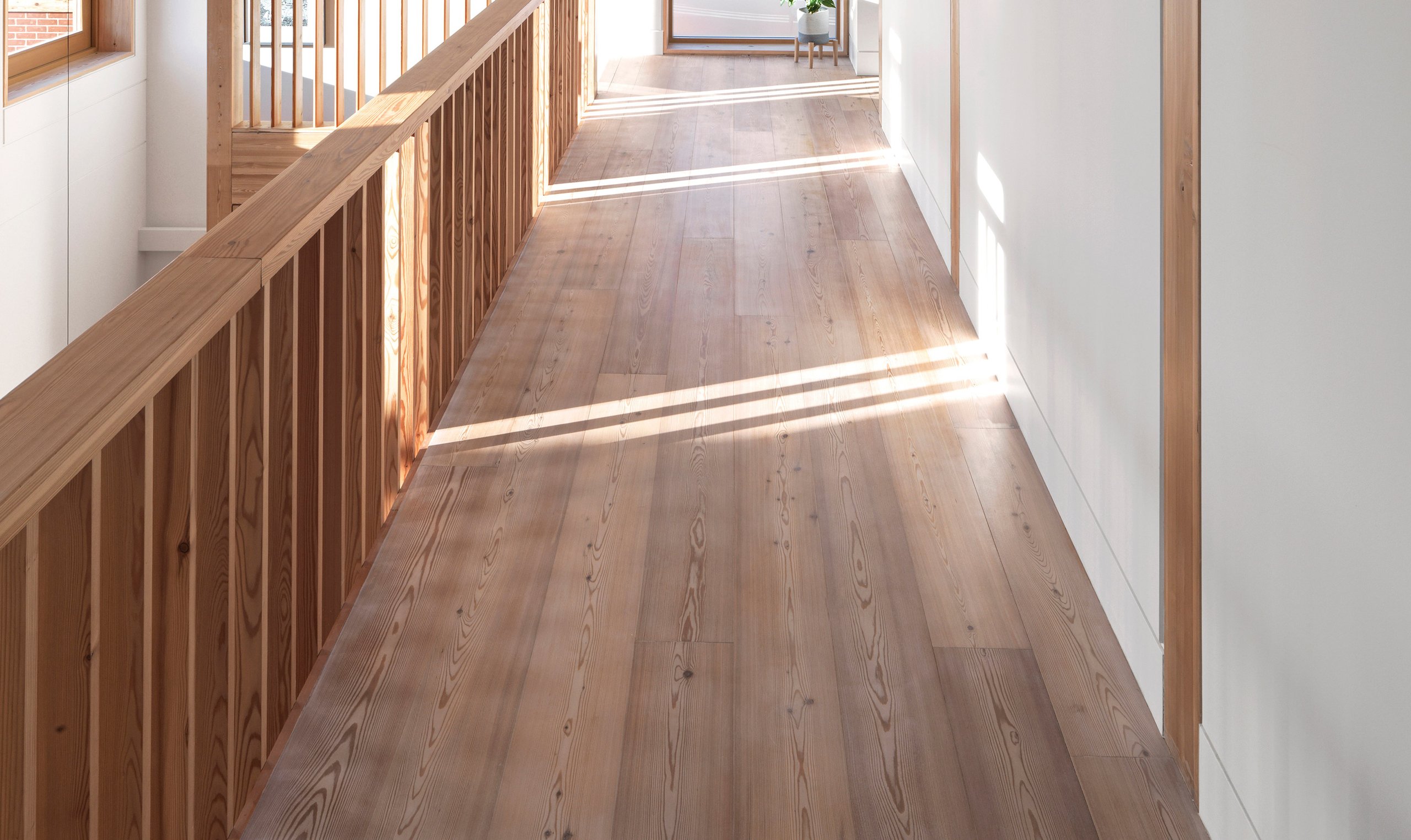 Oster Wide Plank in a room setting, close-up