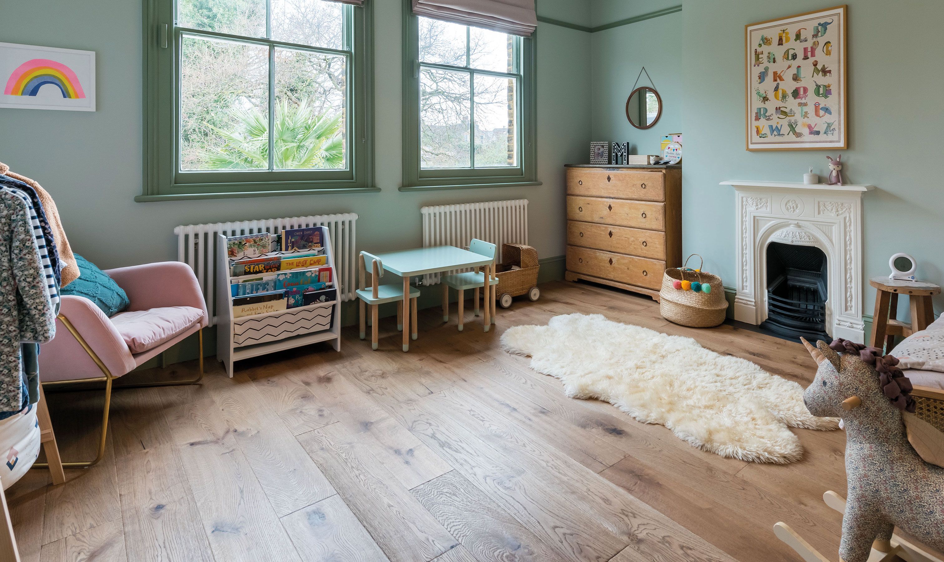 Undulating wood flooring