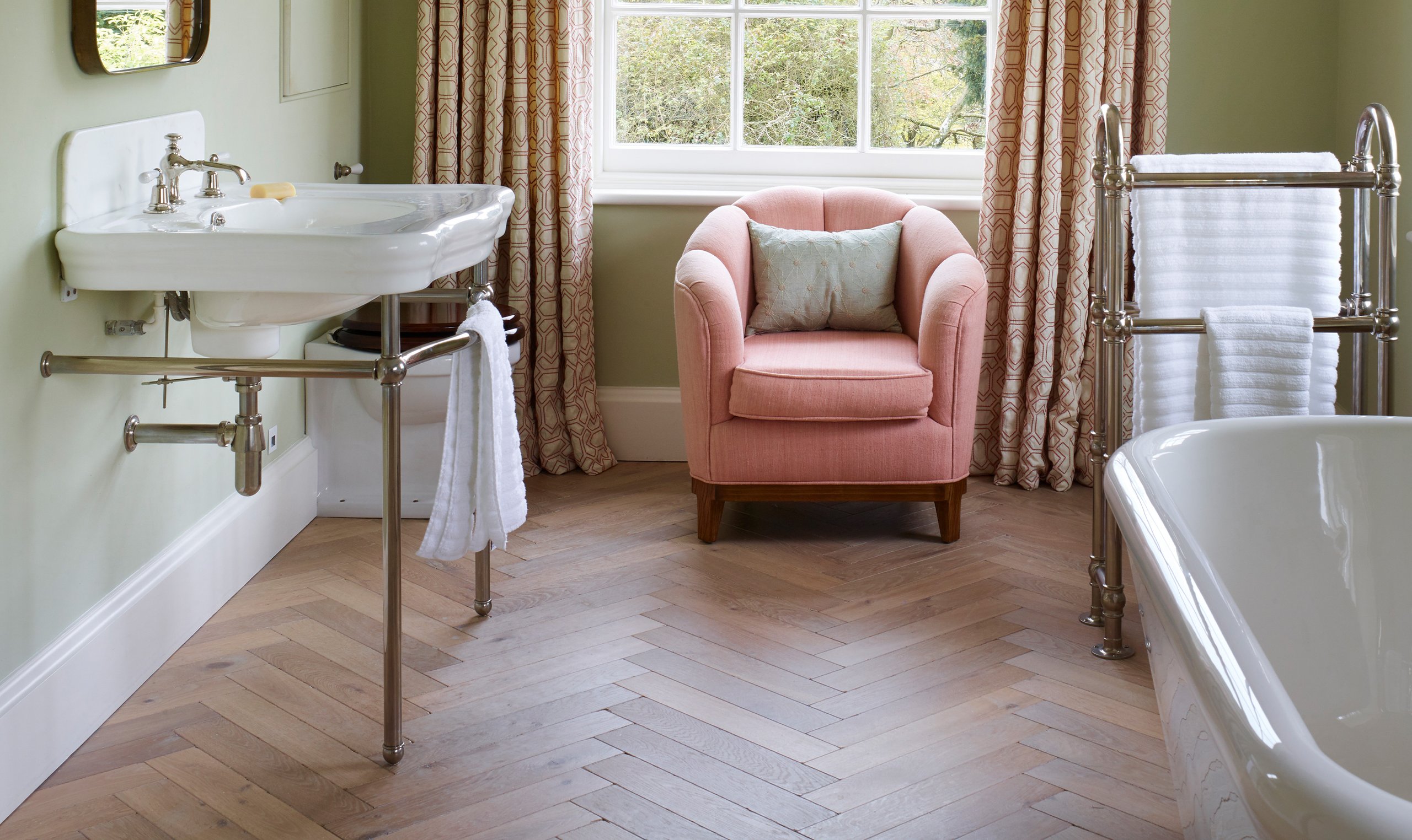 Spotlight: Caroline Riddell Interiors