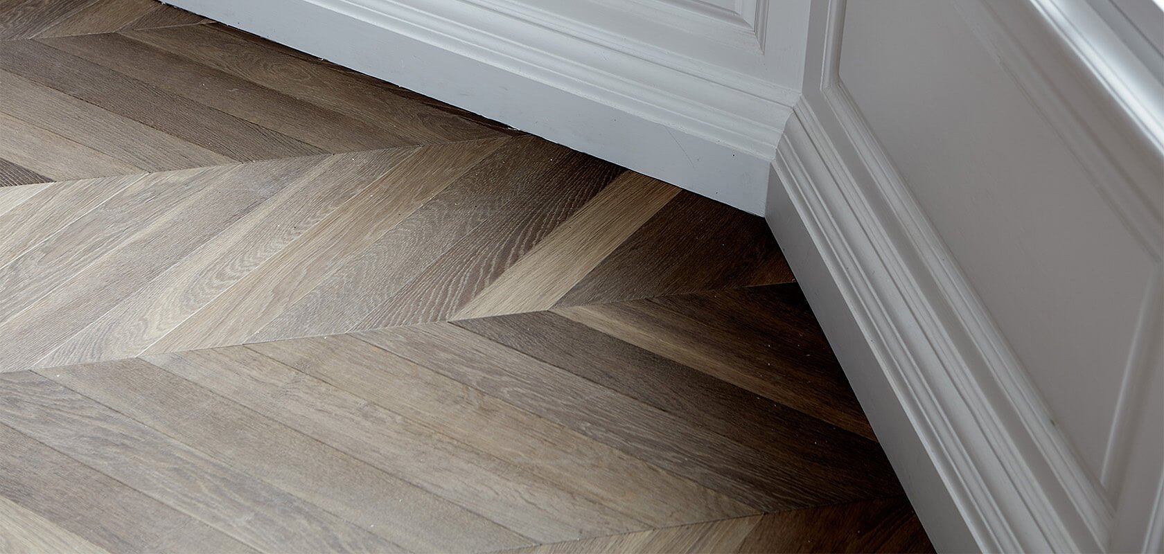 Unfinished oak floor in Soho Loft