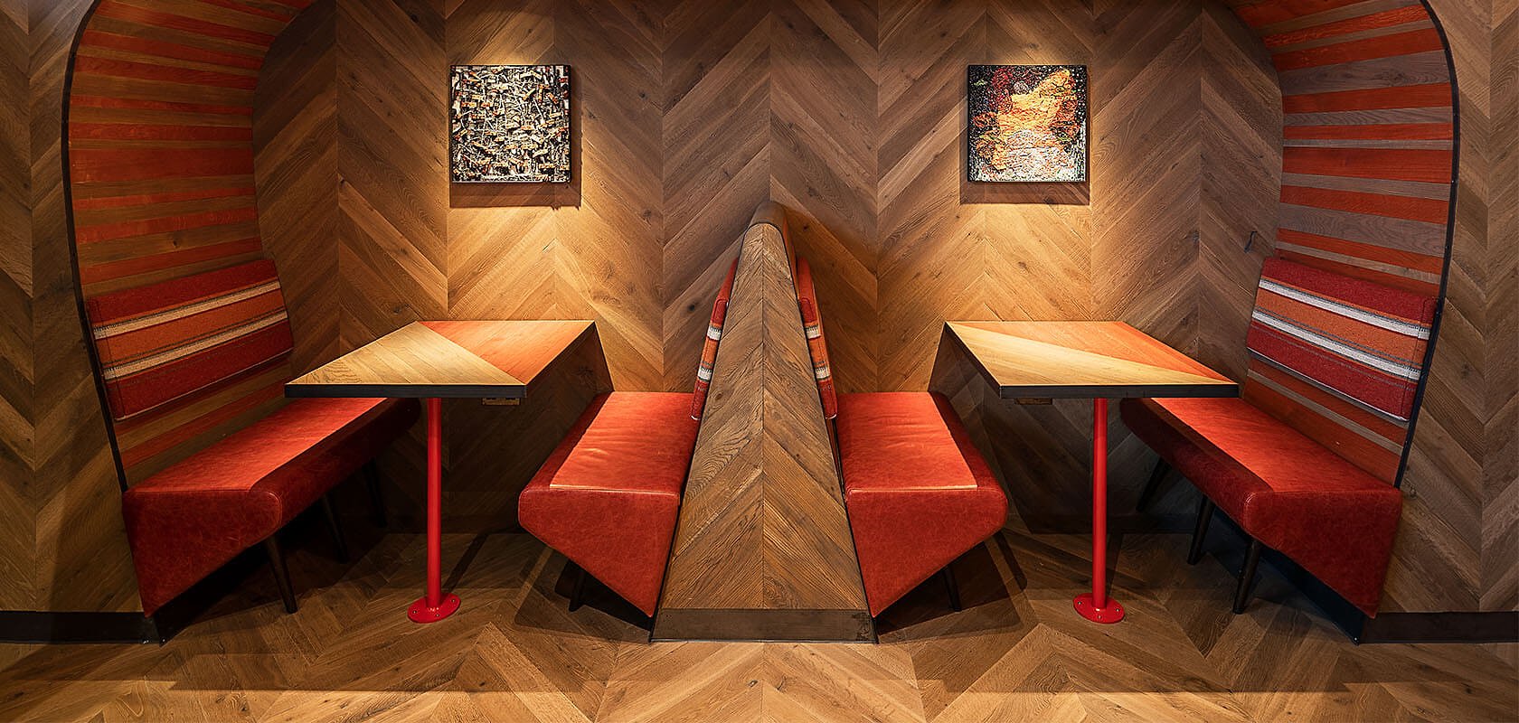 Nando's Swindon seating area