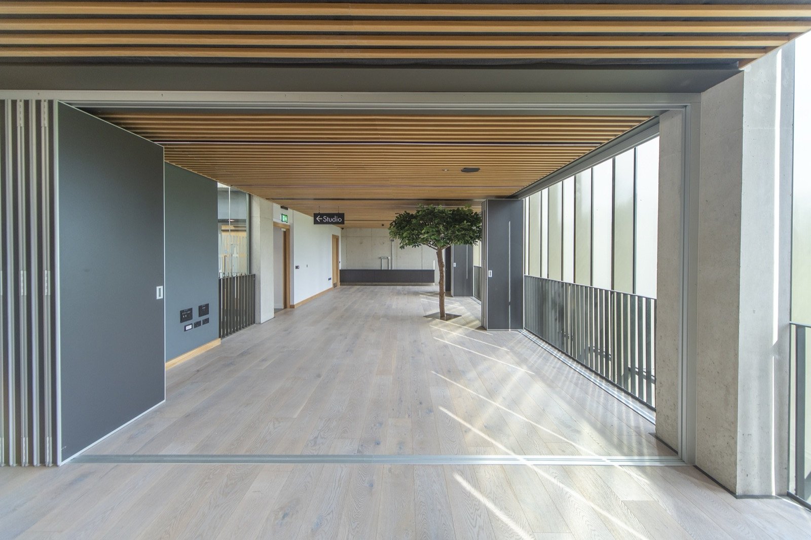 Connect floor detail