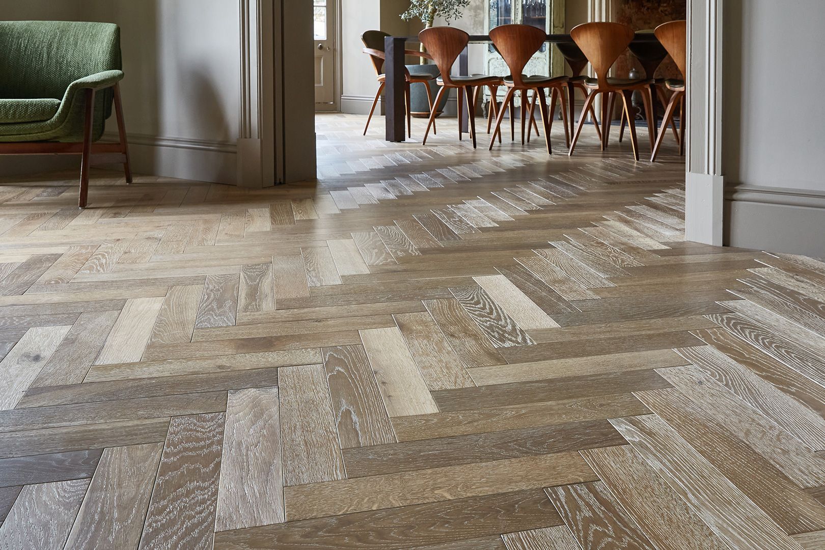 Wooden flooring ideas for hallways