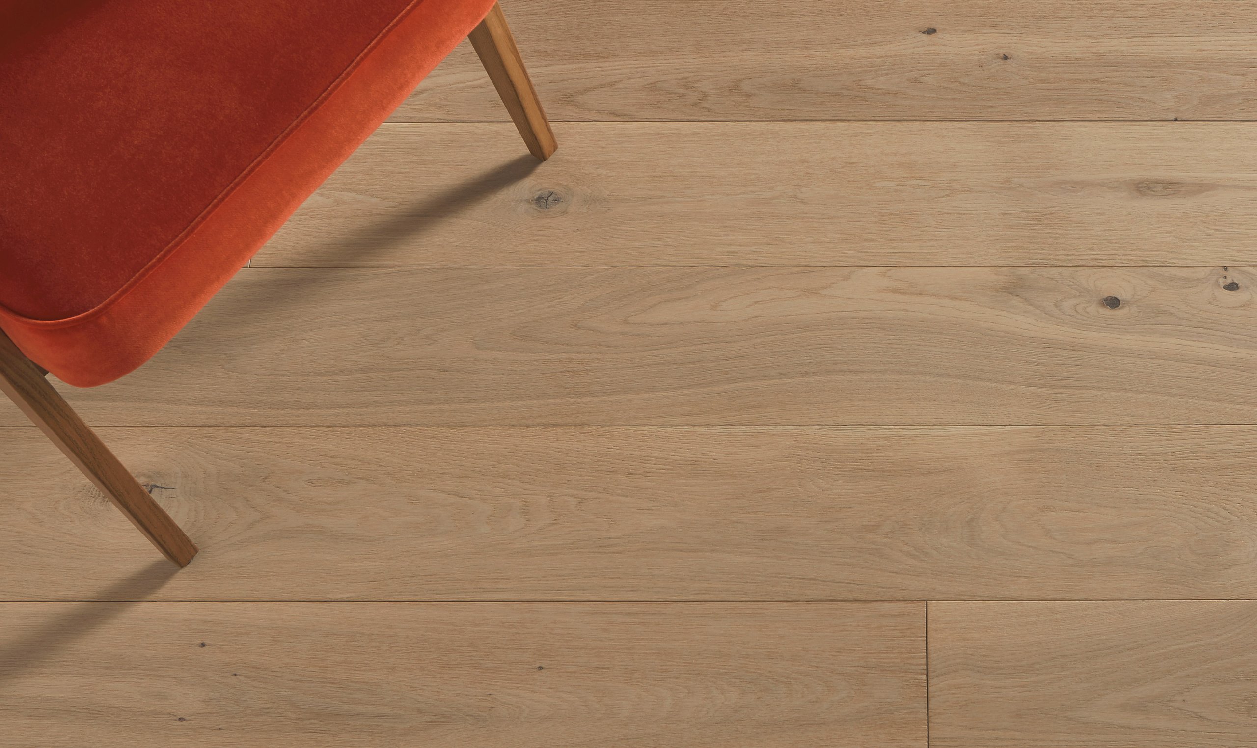 Santi Plank in a room setting