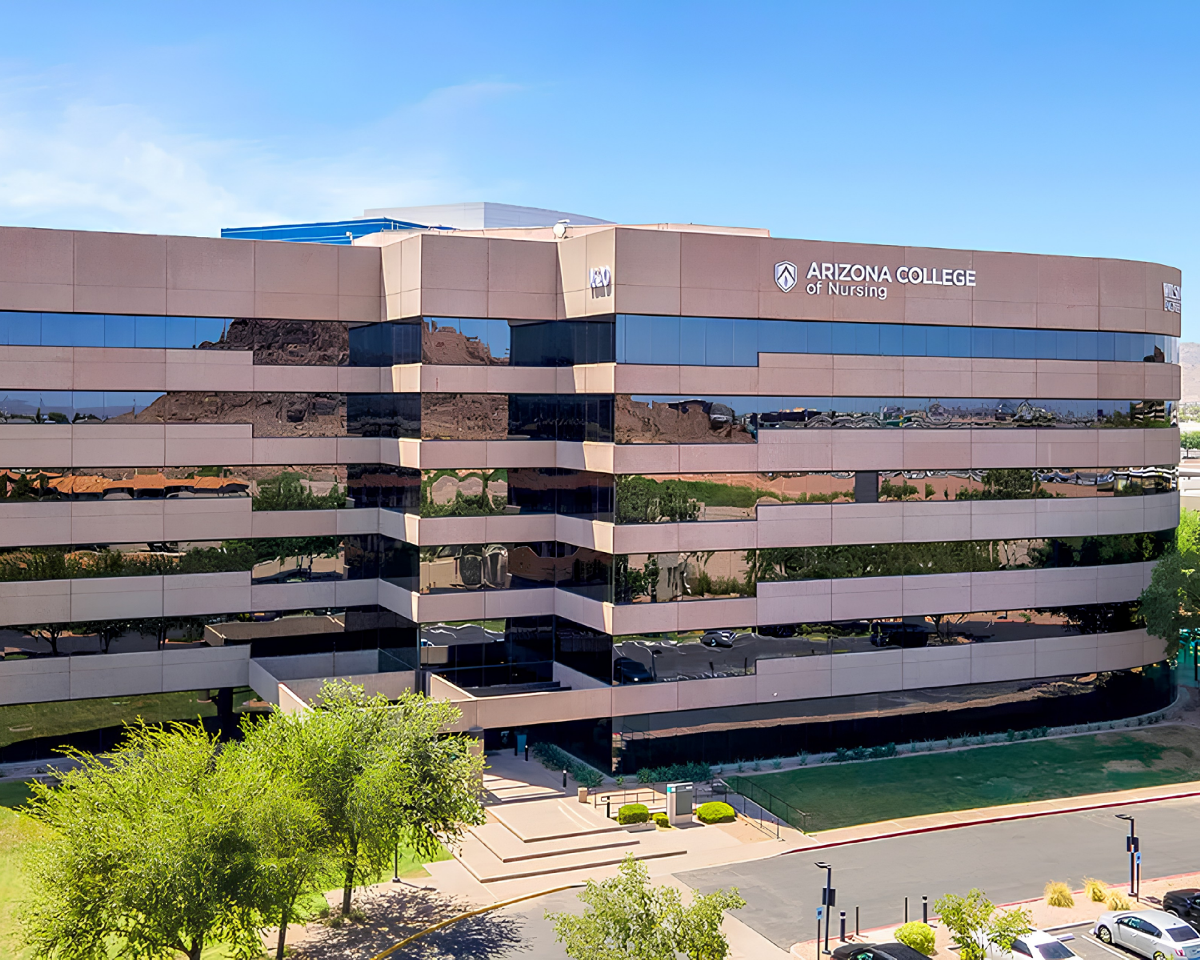 How One Arizona College of Nursing Student Landed Her Dream Nursing Job Before Graduation Through Clasp