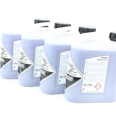 DETERGENT ALCALIN PH 12.5-13.5 POUR AUTOMOBILE - 4 X 2.5L
pH12,5-13,5 (solution à 1 %)
Agent de nettoyage liquide, alcalin et moussant pour éliminer les dépôts et la tenace sur les voitures, camions, trains, bus et autres surfaces résistantes aux alcalis.
Efficace contre : graisse, pétrole, bitume, poussière
Domaine d'utilisation :
Nettoyage des véhicules : spécialement formulé pour les sols tenaces et lourds sur les voitures, camions, trains et équipements de construction
Applications industrielles : élimination de la graisse ou de l'huile des machines ou postes de travail
Avantages du produit :
Economique : efficace en petites concentrations
Réduction des coûts de maintenance : présence d'agents anti-corrosion dans la formule
Excellents résultats : puissant mais doux pour les surfaces peintes
Haut degré de biodégradabilité
Compatible avec la peinture automobile (testé par Institute for Paint Testing - Geisen, Allemagne)