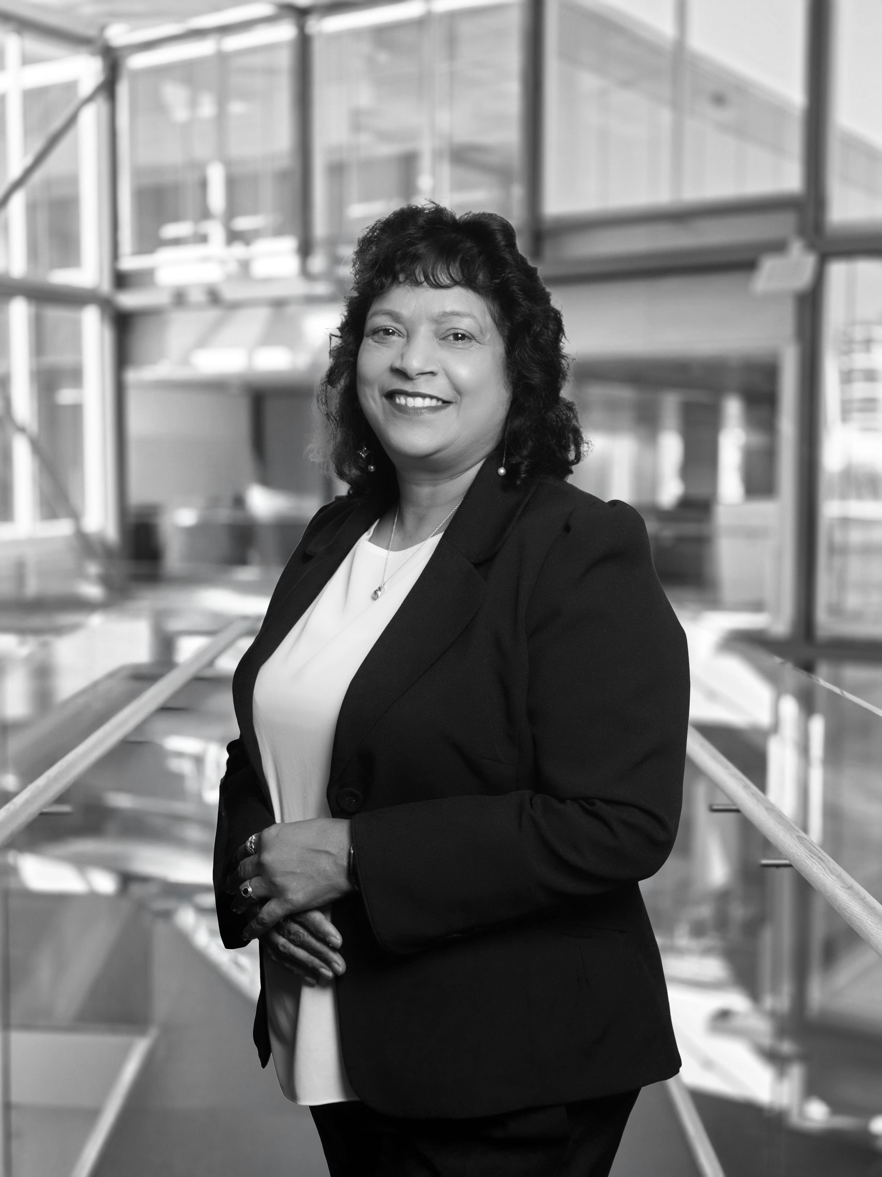 Sadhana Nayyar - Wallace Real Estate