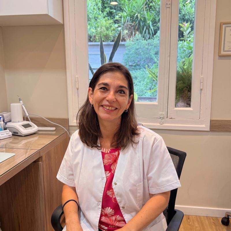 Dra. Robles Silvia Paola, Endocrinóloga del centro médico GO en Tucumán