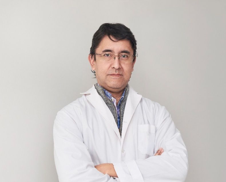 Dr. Romero Cesar Alejandro, Cirujano general del centro médico de GO en Tucumán