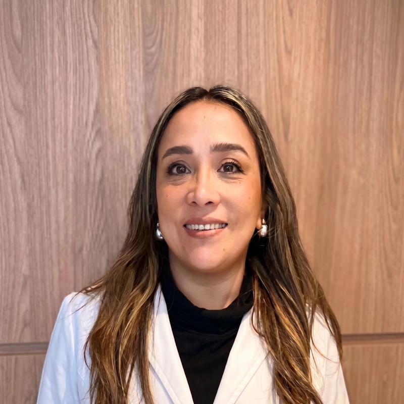 Dra. Pérez Santillán Laura, Especialista en ecografías fetales del centro médico de GO en Tucumán