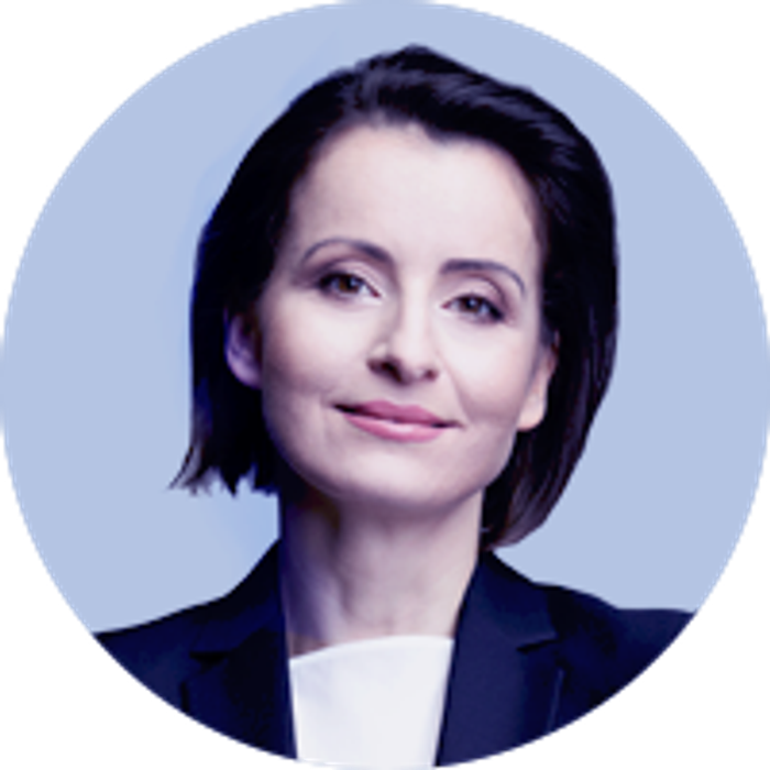 Gabriela Bajer – Consulting Team Leader