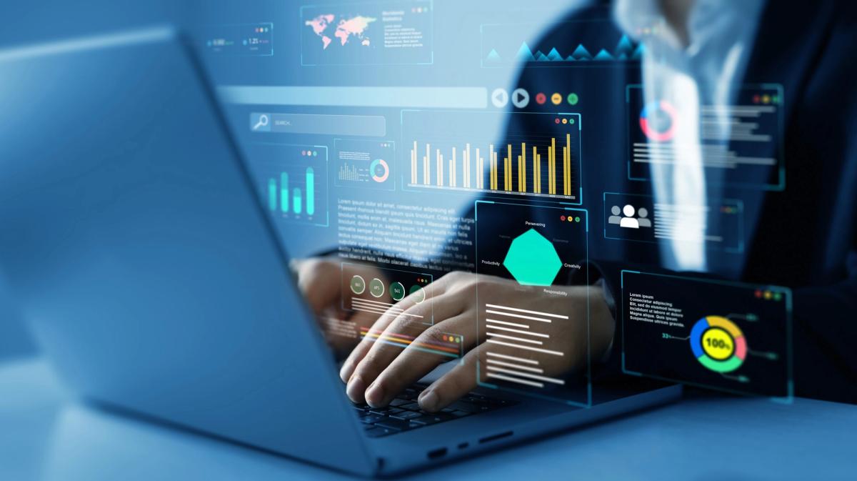 Automatyczne synchronizowanie aplikacji CRM w średnich przedsiębiorstwach.