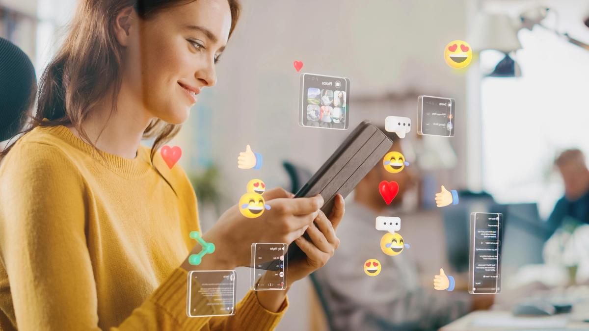 Odpowiedni content w social mediach korzystnie wpływa na relacje z odbiorcami