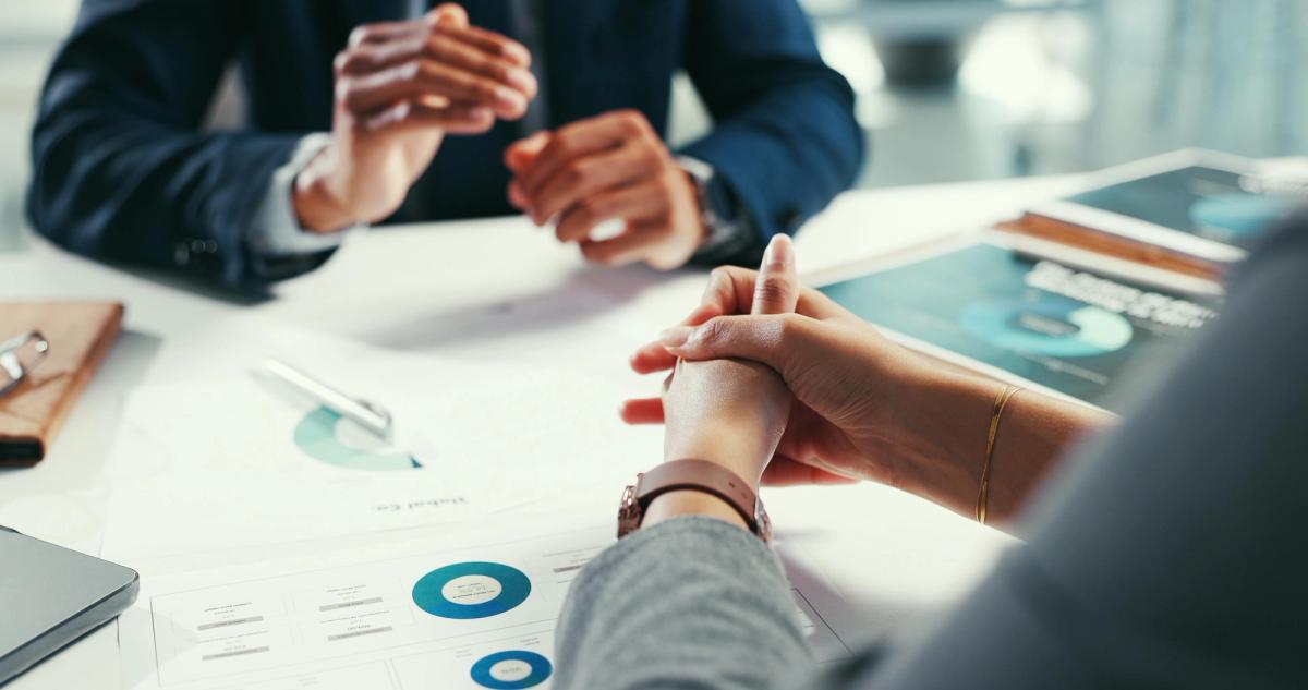 Decyzje finansowe firmy – teoria modeli polskich przedsiębiorstw.