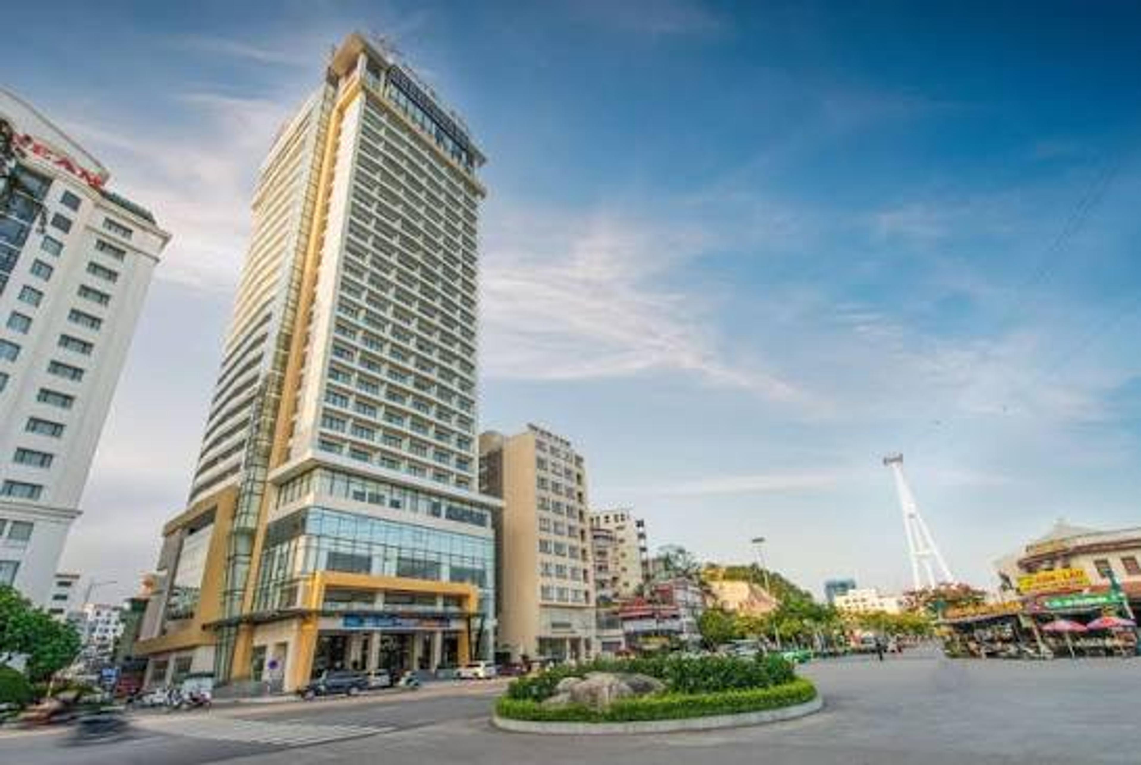Hotel Soleil Ha Long